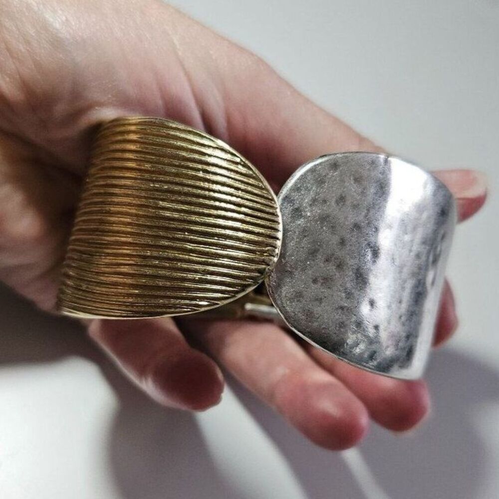 Two-tone chunky textured hinged bracelet